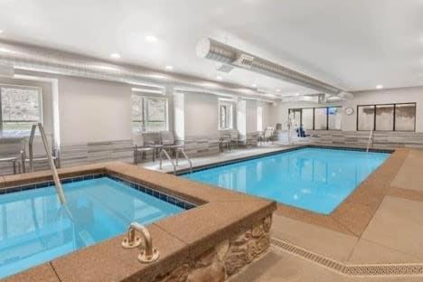 Elbert'S Escape Sleeps 8 Lakefront Views Джорджтаун Екстериор снимка